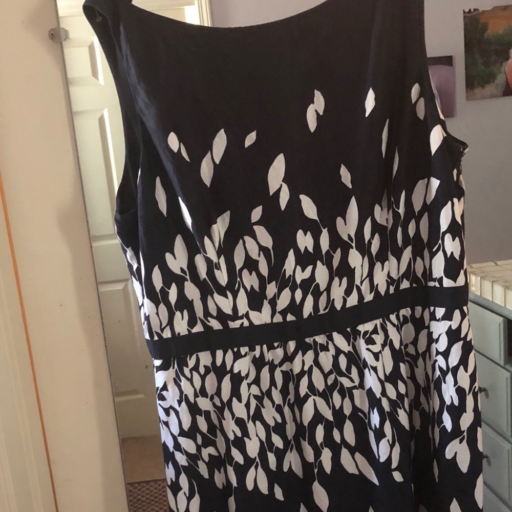 Navy and white Ann Taylor Loft dress